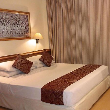 Club Bali Suite Legian ภายนอก รูปภาพ